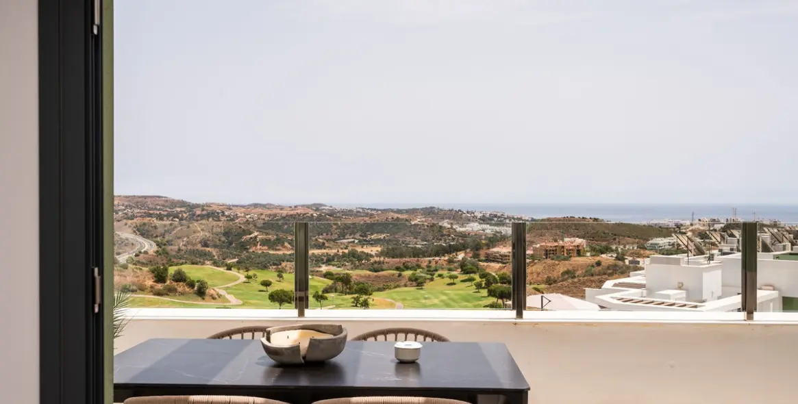 Продажа двухуровневых апартаментов в La Cala de Mijas 9
