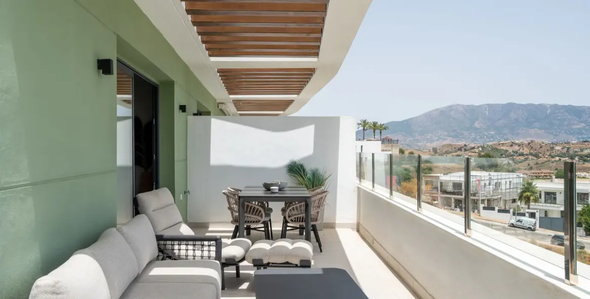 Продажа двухуровневых апартаментов в La Cala de Mijas 11