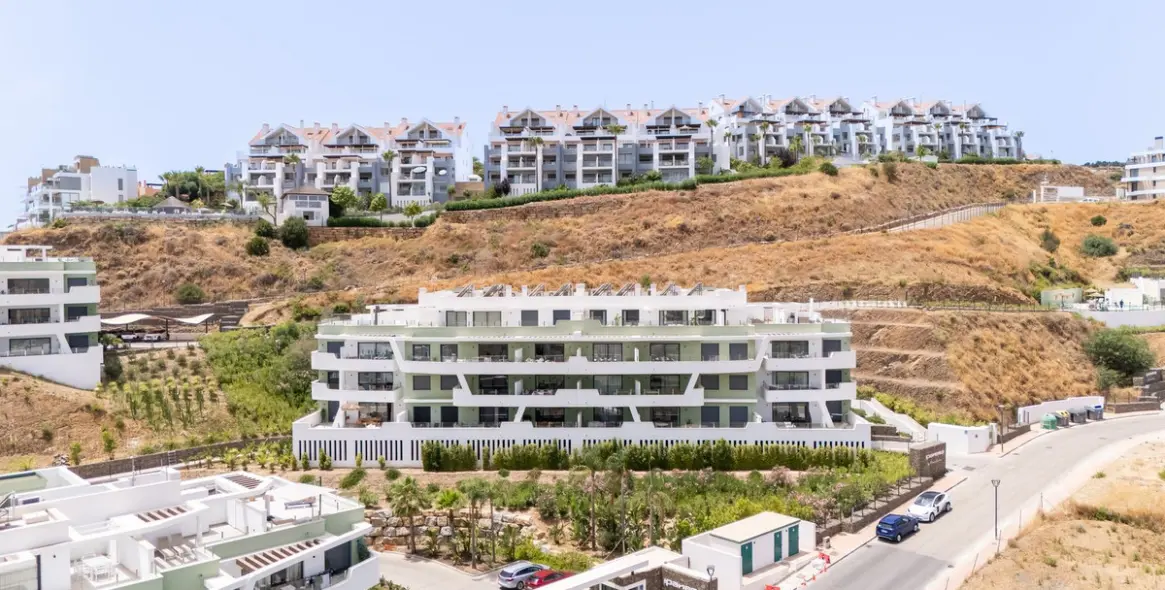 Продажа двухуровневых апартаментов в La Cala de Mijas 15