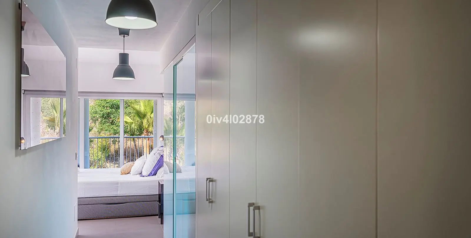 Sale of penthouse in Higueron 11