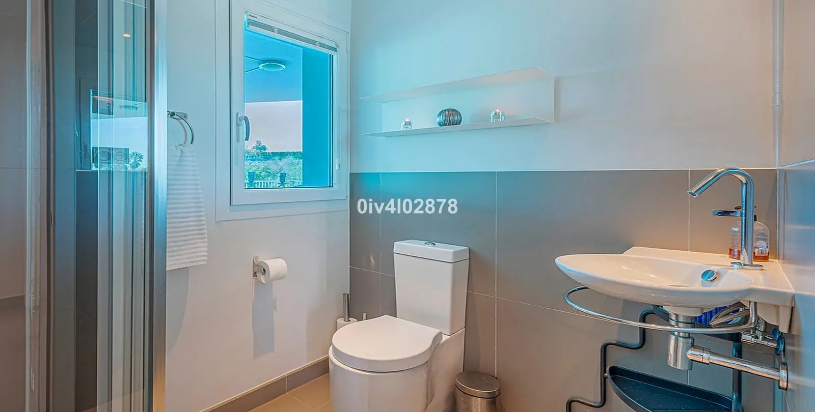 Sale of penthouse in Higueron 19