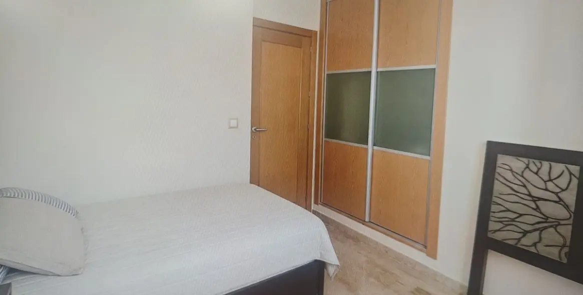 Sale of middle floor apartment in Arroyo de la Miel 17