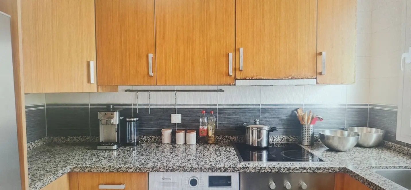 Sale of middle floor apartment in Arroyo de la Miel 1