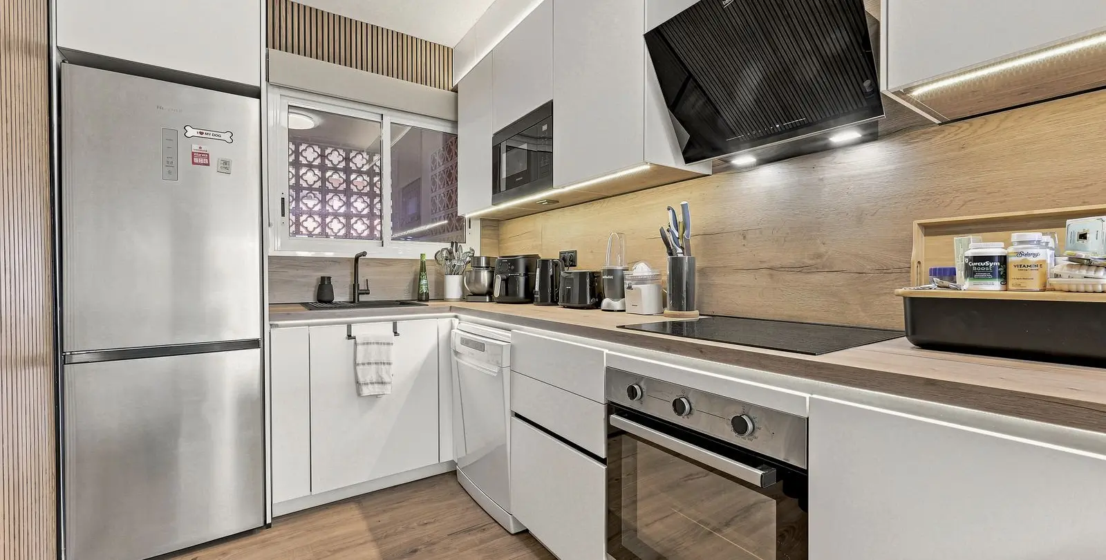 Sale of middle floor apartment in Reserva de Marbella 6