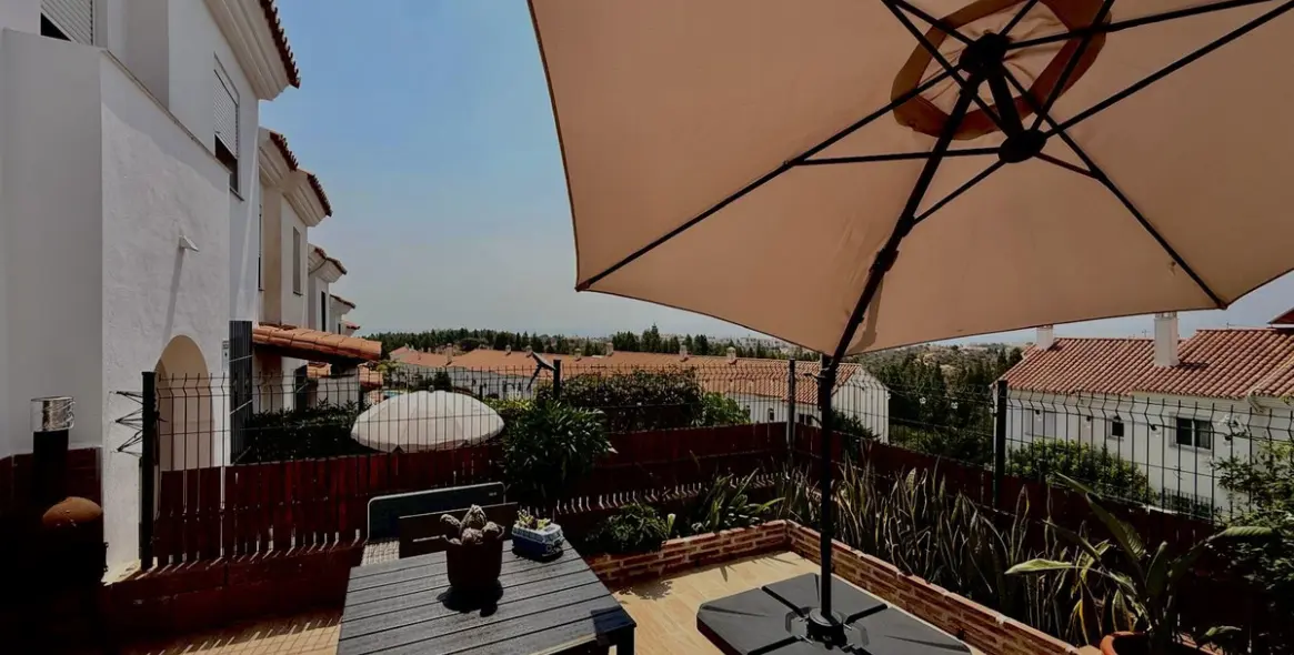Sale of townhouse in Cerros del Aguila 3