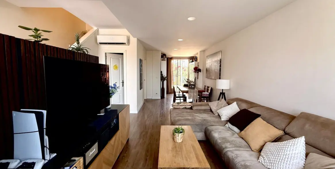 Sale of townhouse in Cerros del Aguila 6