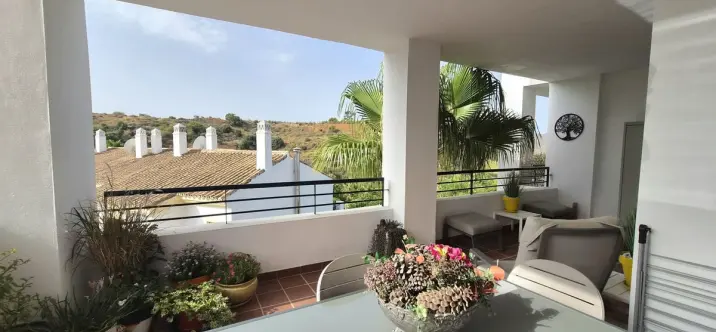 Venta de apartamento en planta media en Alhaurin Golf 1