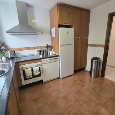 Venta de apartamento en planta media en Alhaurin Golf