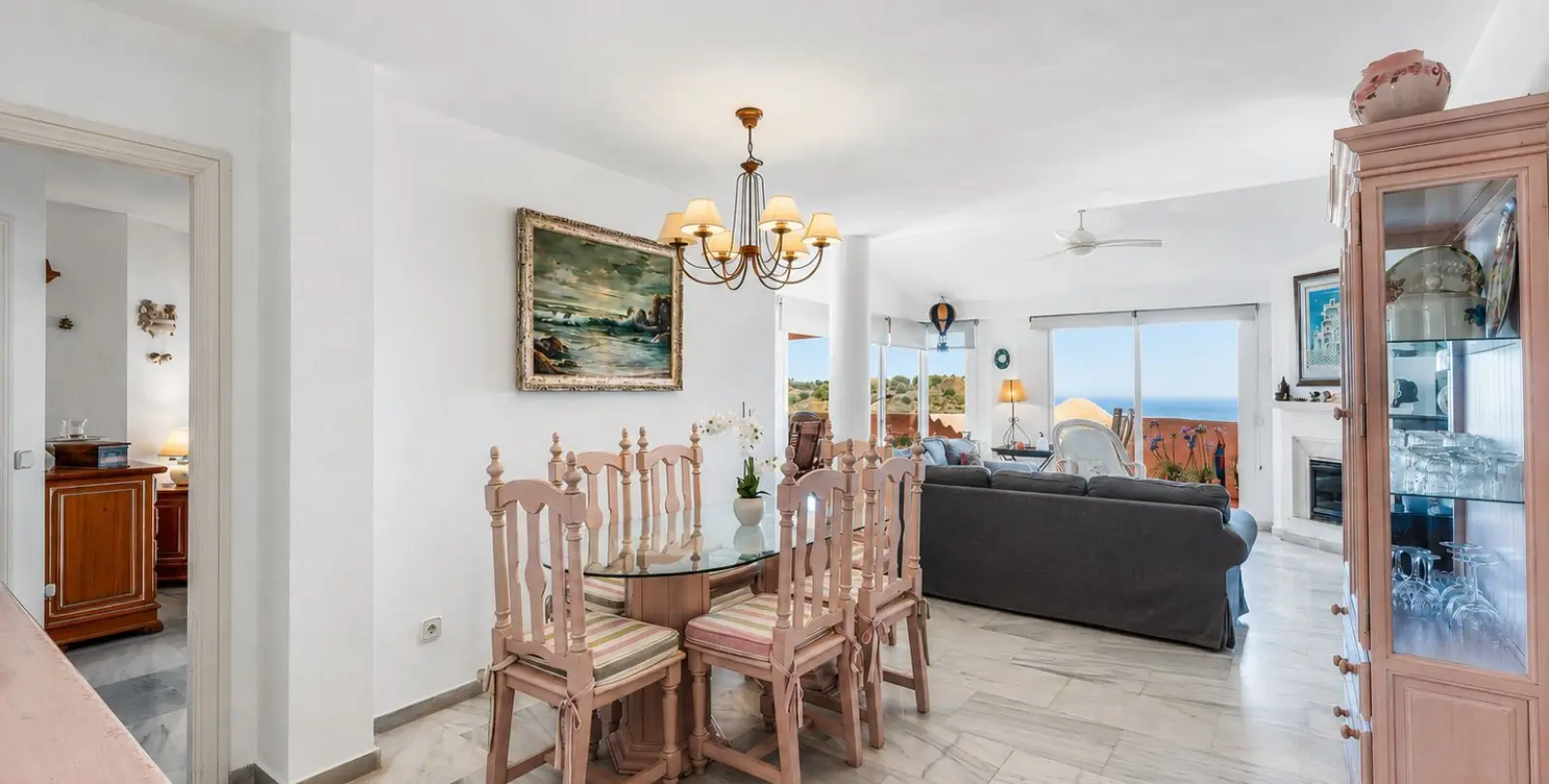 Продажа апартаментов на первом этаже в Mijas 2