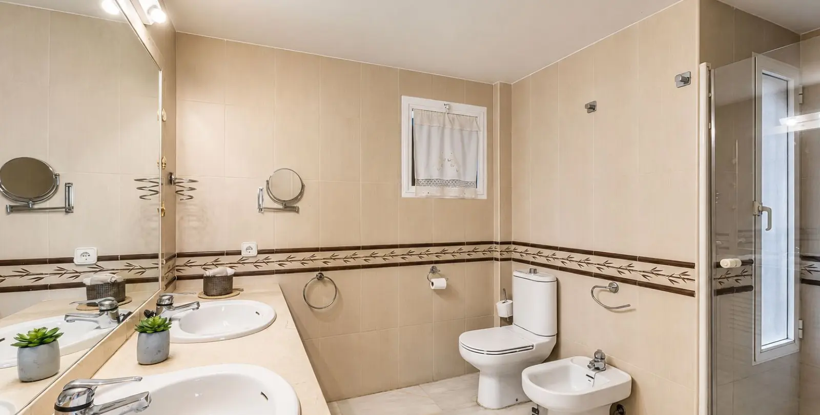 Продажа апартаментов на первом этаже в Mijas 26