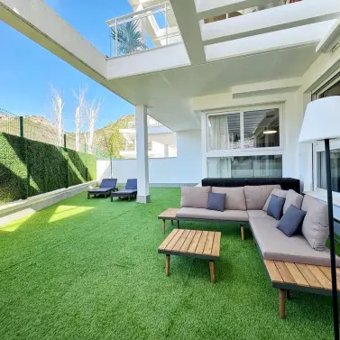Venta de apartamento en planta baja en Benahavís
