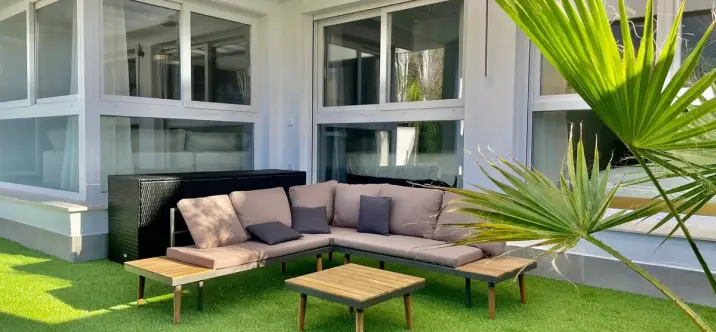 Venta de apartamento en planta baja en Benahavís 1