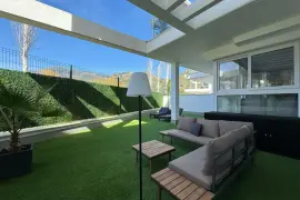 Image 4 thumb