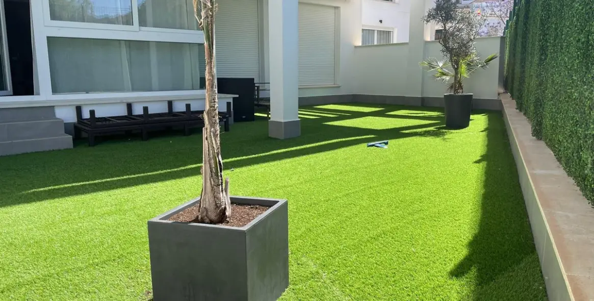 Venta de apartamento en planta baja en Benahavís 6