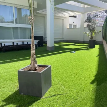 Venta de apartamento en planta baja en Benahavís