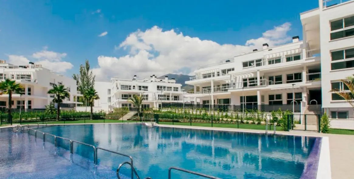 Venta de apartamento en planta baja en Benahavís 24