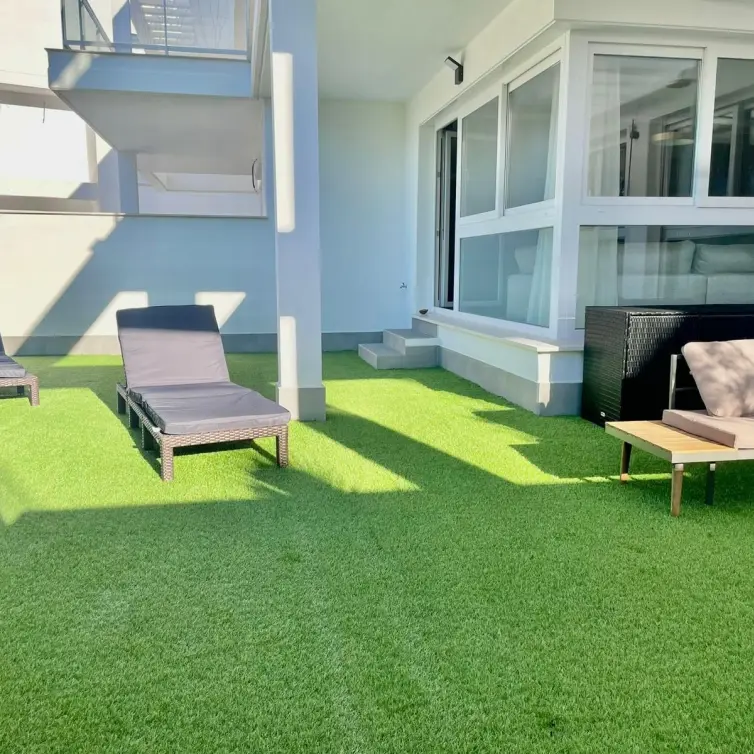 Venta de apartamento en planta baja en Benahavís