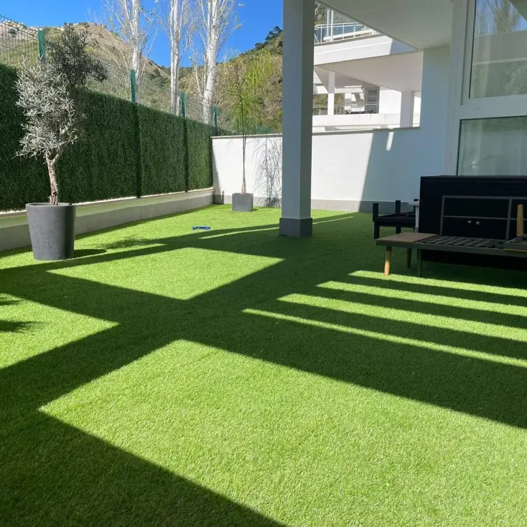 Venta de apartamento en planta baja en Benahavís