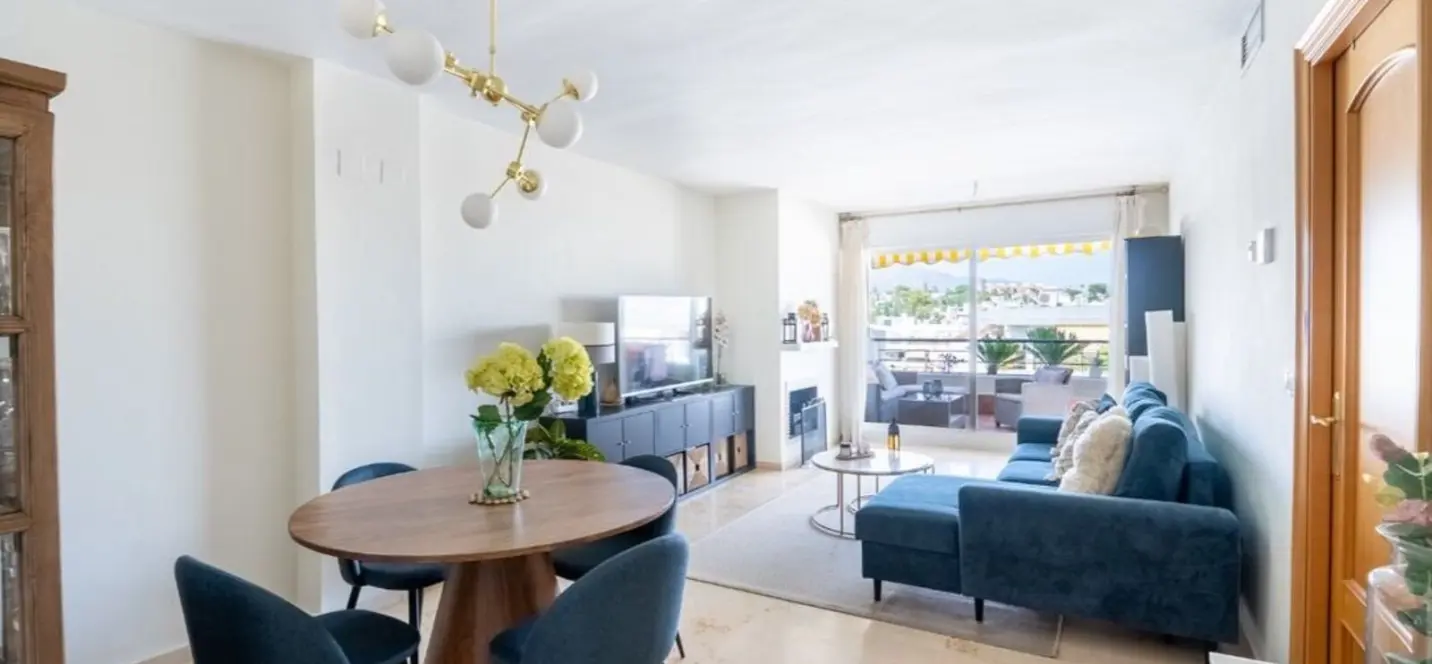 Sale of penthouse in Guadalmina Alta 0