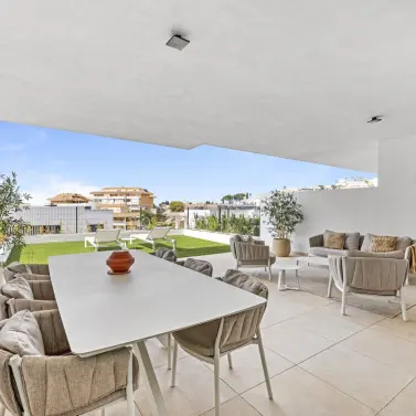 Sale of ground floor apartment in Fuengirola