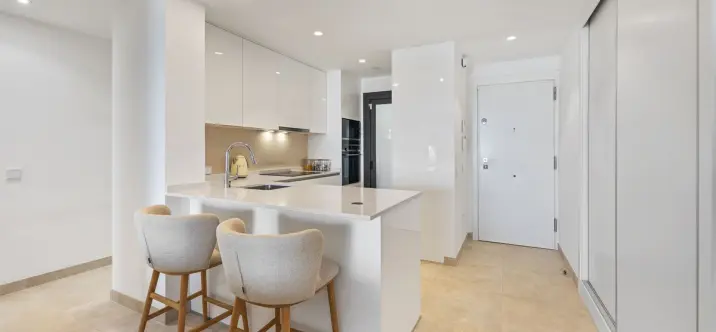 Sale of ground floor apartment in Fuengirola 3