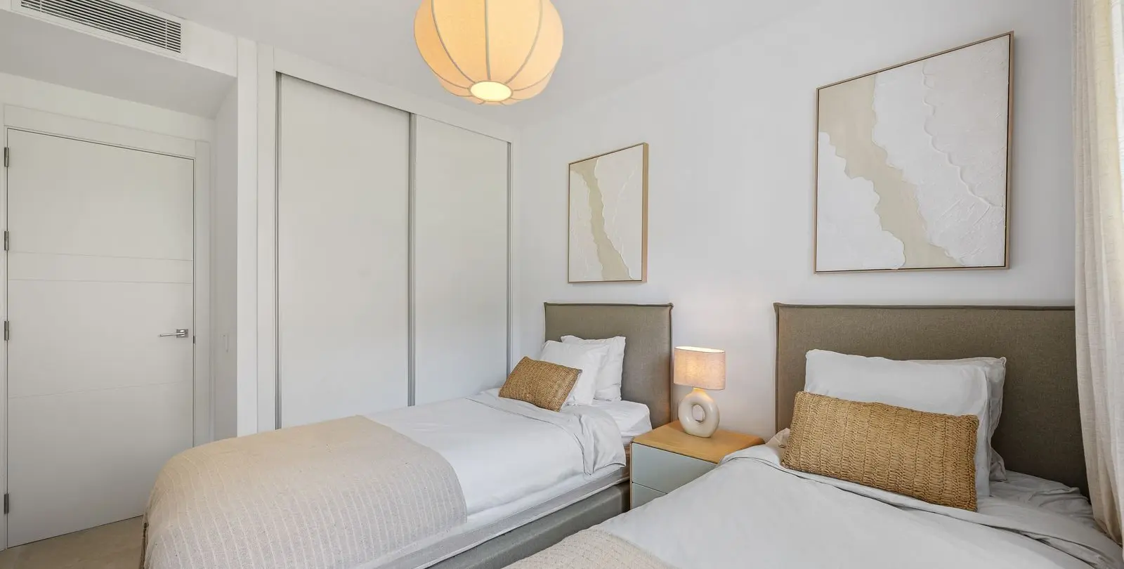 Sale of ground floor apartment in Fuengirola 26