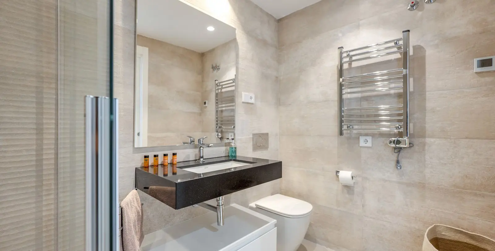 Sale of ground floor apartment in Fuengirola 27