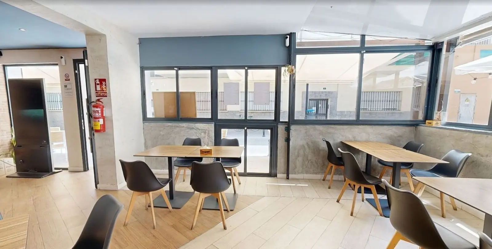Sale of commercial premises in Los Boliches 4