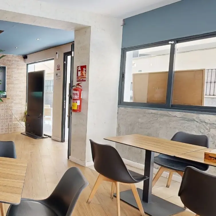 Sale of commercial premises in Los Boliches