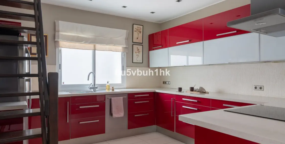 Venta de apartamento en planta baja en Nueva Andalucía 2