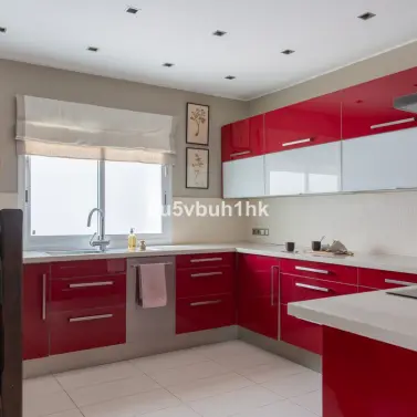 Venta de apartamento en planta baja en Nueva Andalucía