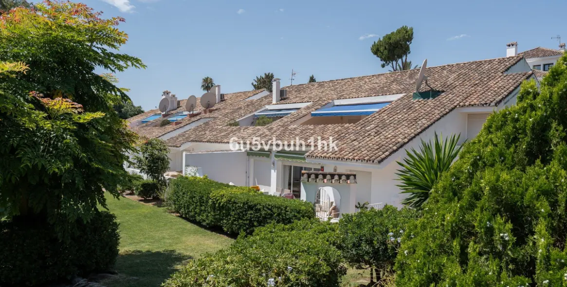 Venta de apartamento en planta baja en Nueva Andalucía 22