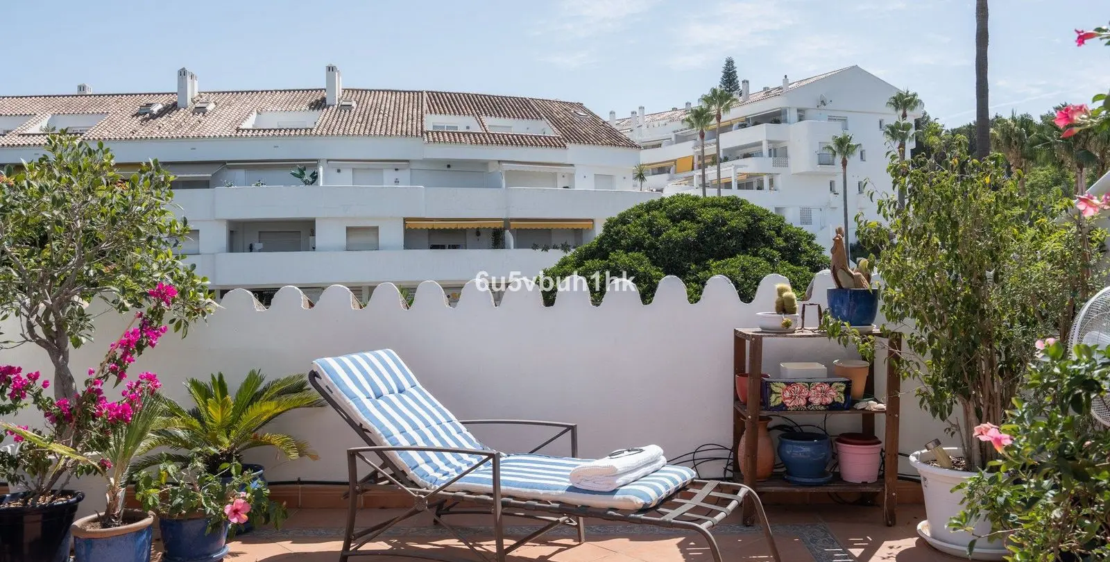 Sale of ground floor apartment in Nueva Andalucía 1