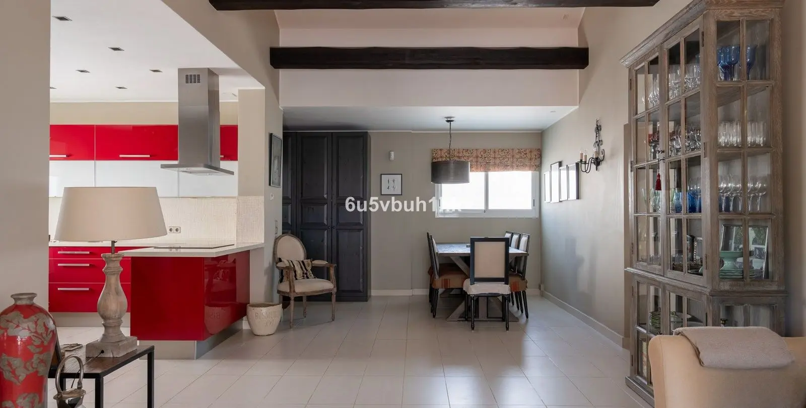 Sale of ground floor apartment in Nueva Andalucía 3