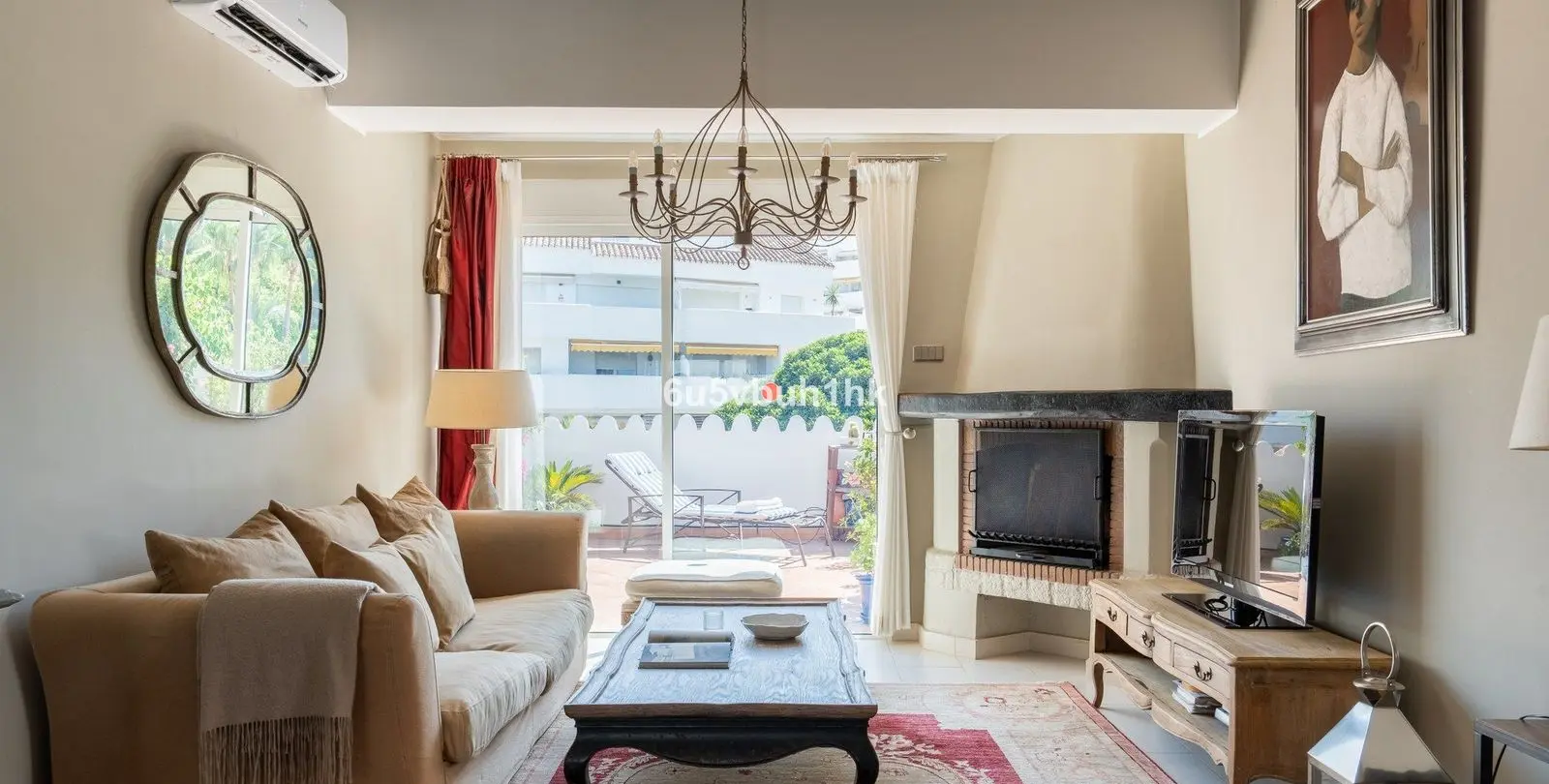 Sale of ground floor apartment in Nueva Andalucía 6