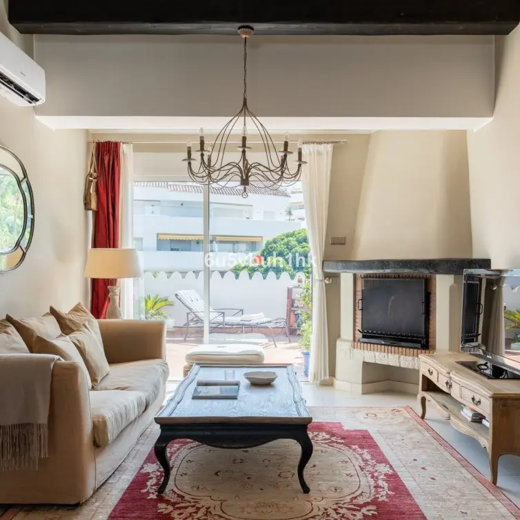 Sale of ground floor apartment in Nueva Andalucía