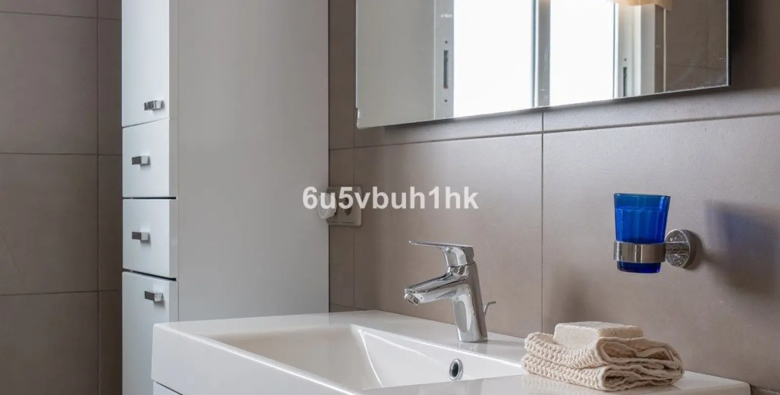 Sale of ground floor apartment in Nueva Andalucía 15