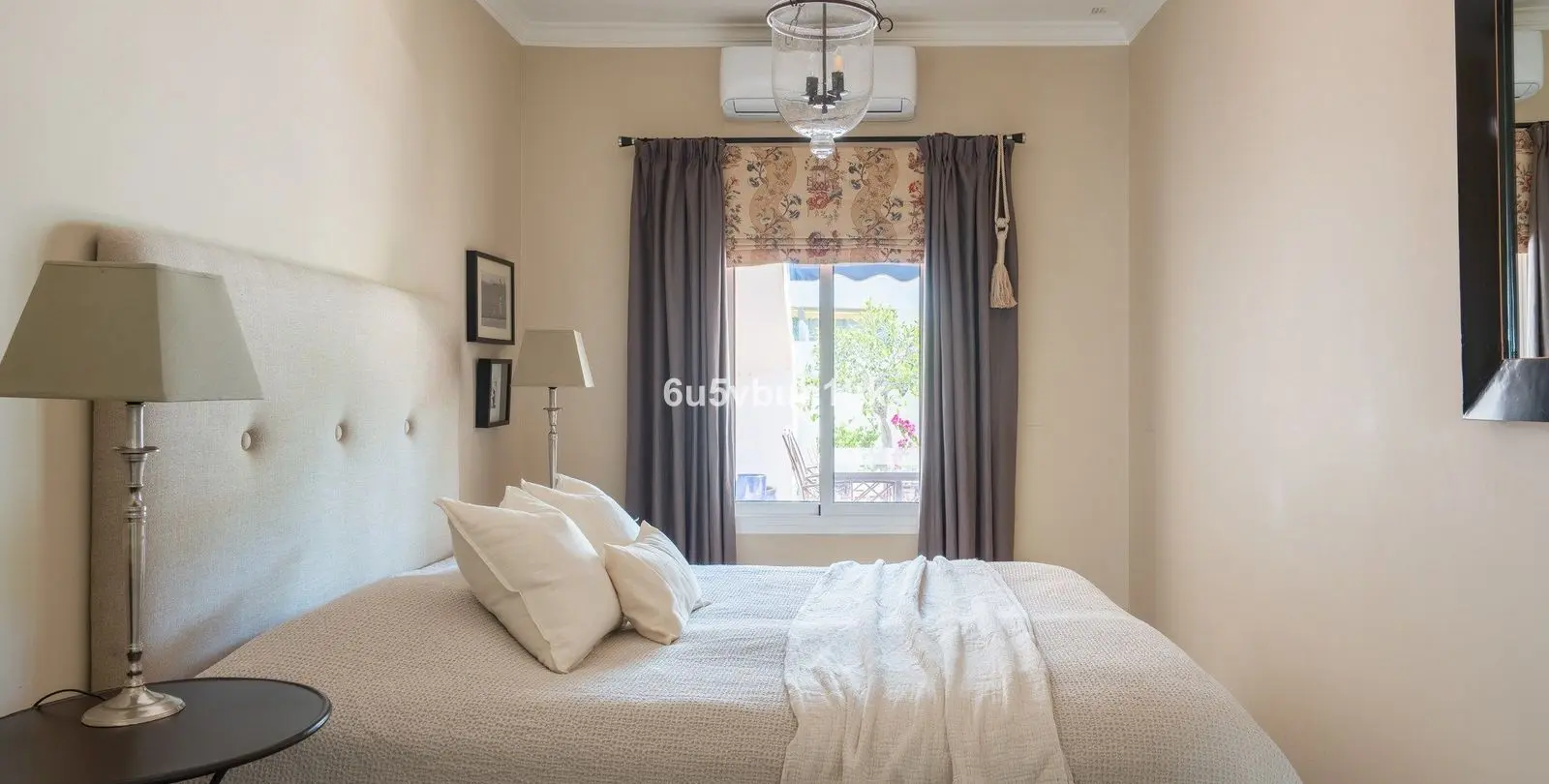 Sale of ground floor apartment in Nueva Andalucía 16