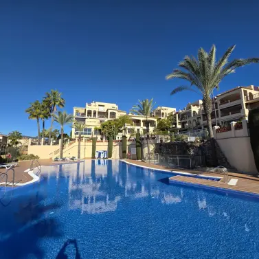 Sale of middle floor apartment in Atalaya