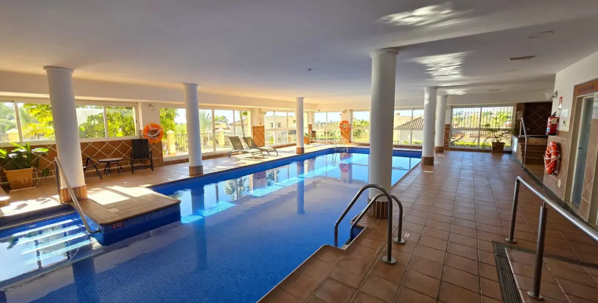 Venta de apartamento en planta media en Atalaya 22