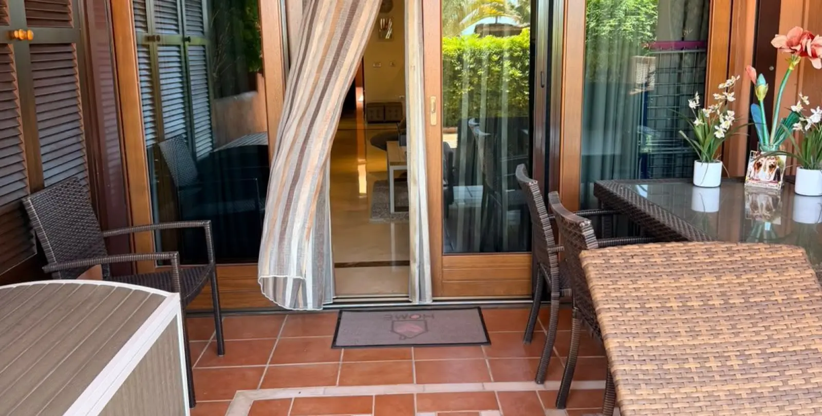 Venta de apartamento en planta baja en New Golden Mile 7