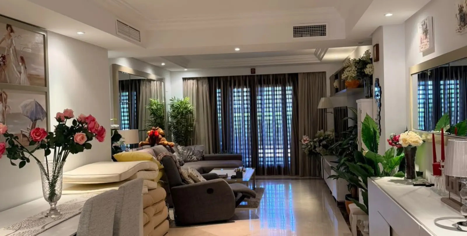 Venta de apartamento en planta baja en New Golden Mile 10