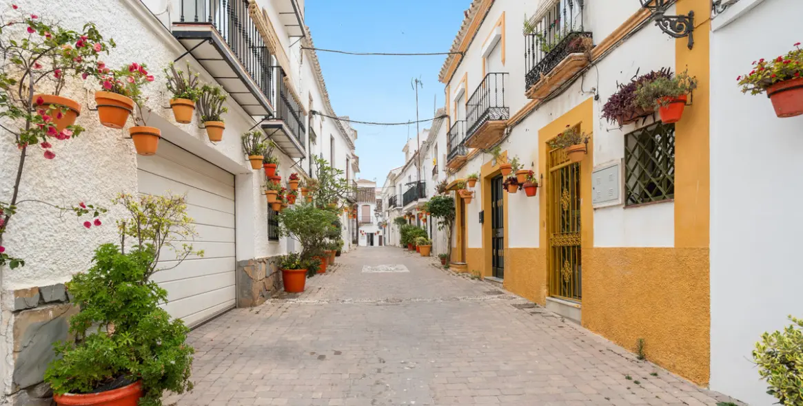 Venta de adosado en Estepona 1