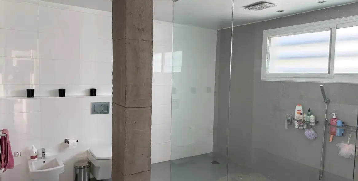 Продажа дома на две семьи в Marbella 27