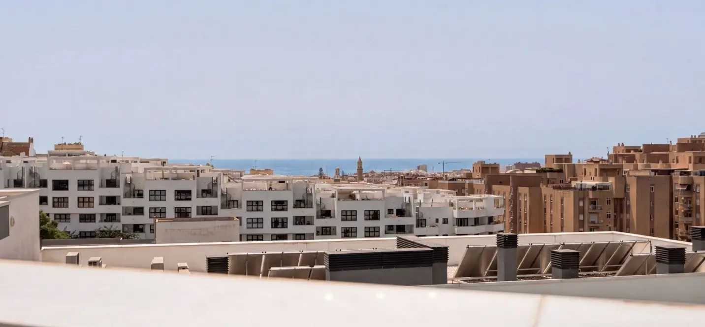 Продажа пентхауса в Estepona 1