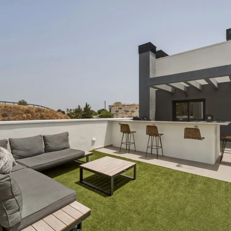 Продажа пентхауса в Estepona