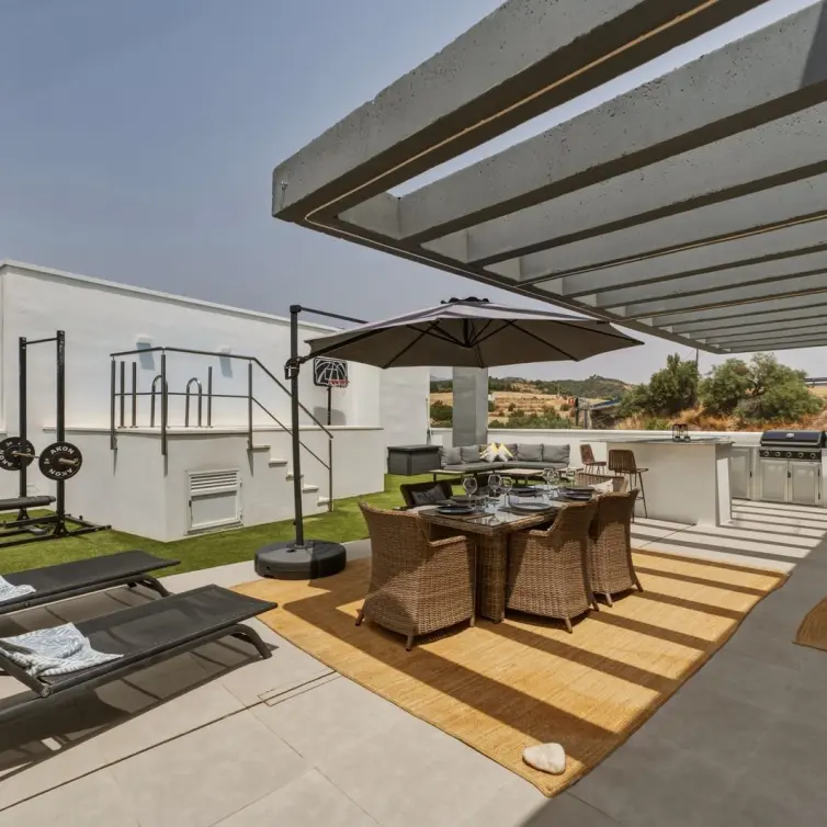 Продажа пентхауса в Estepona