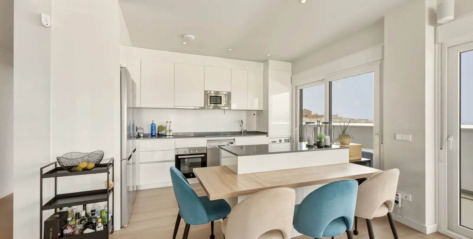 Продажа пентхауса в Estepona 12