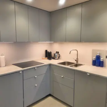 Sale of middle floor apartment in Puerto Banús