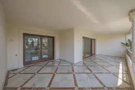Image 7 thumb